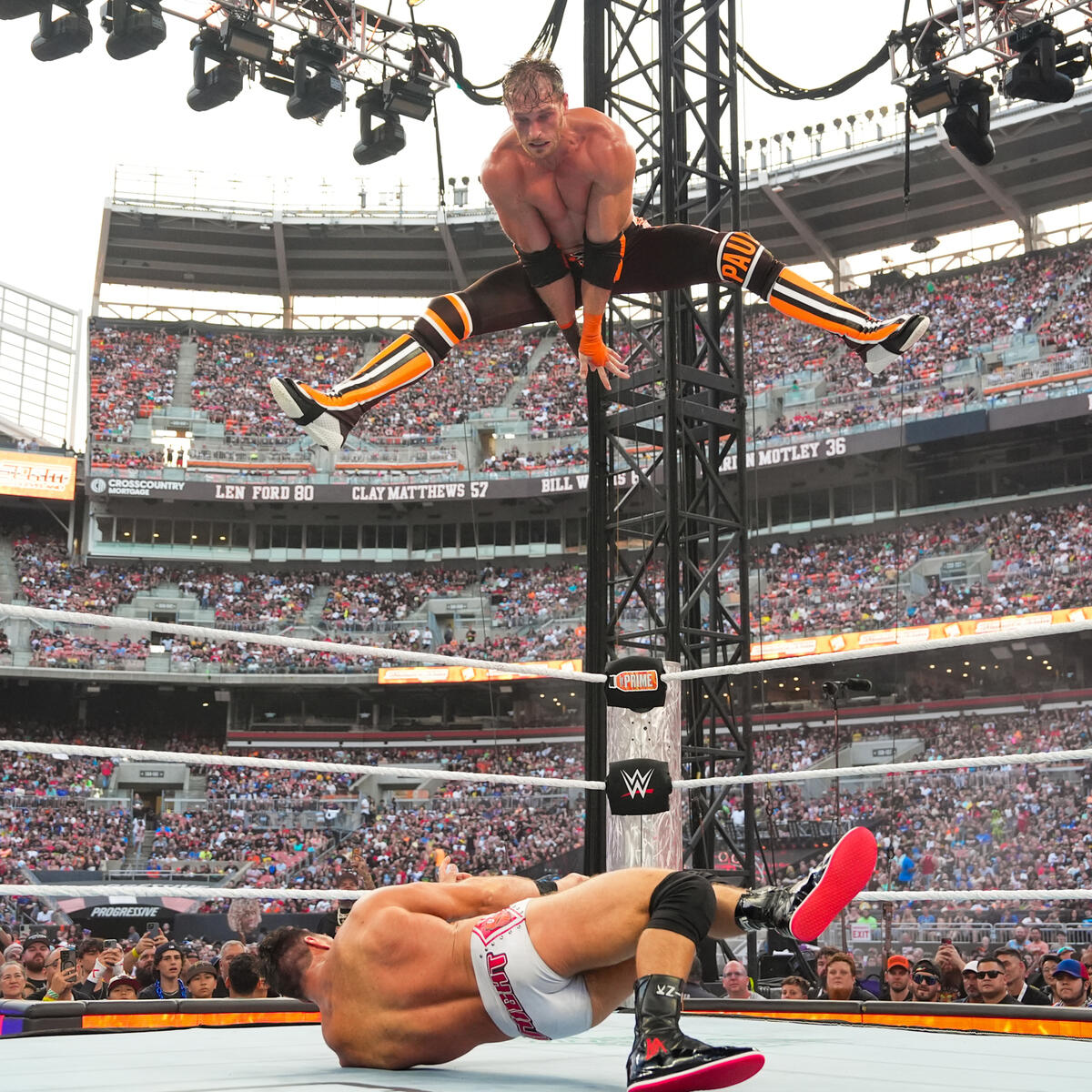 Wrestle Features tweet media