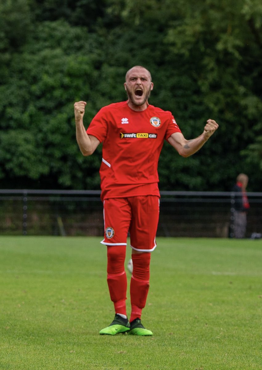 stowtownfc's tweet photo. That winning feeling! 💛🖤
#OneClubOurClubSince1883 https://t.co/xy9S0tjmpp