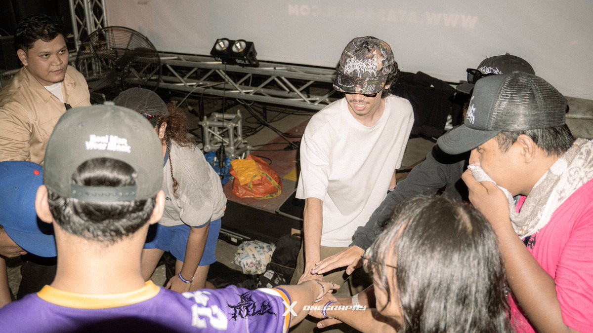 NjwnIwan's tweet photo. acara semalam https://t.co/4mZ1bz7sLJ