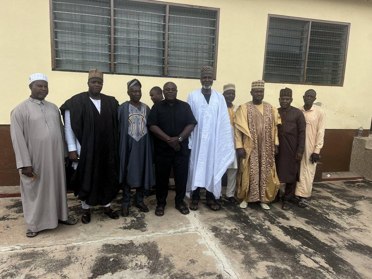 KokuAnyidoho's tweet photo. Yesterday, I was with my Zongo Chefs in Ho🙏🙏🙏🇬🇭🇬🇭🇬🇭❤️❤️❤️ https://t.co/wTIKnHCRHK