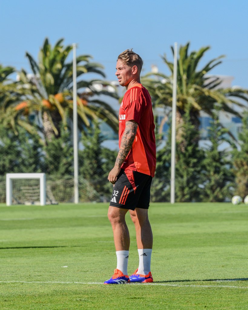 FulhamFC's tweet image. ESR. 🌴