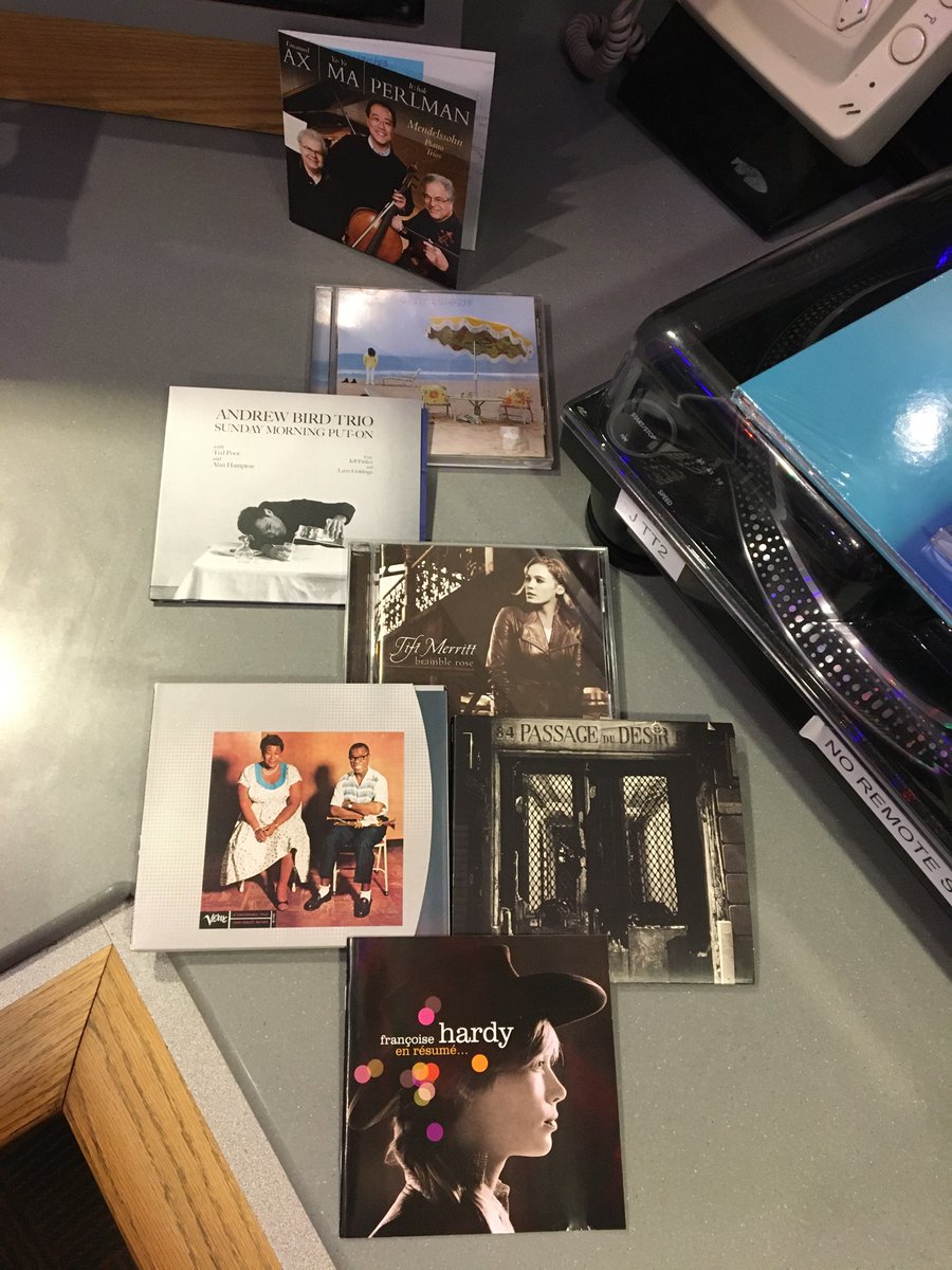 keithkelleher's tweet photo. Providing some chill tunes this morning. 
#XPNSleepyHollow https://t.co/lQHEoTG9Ez