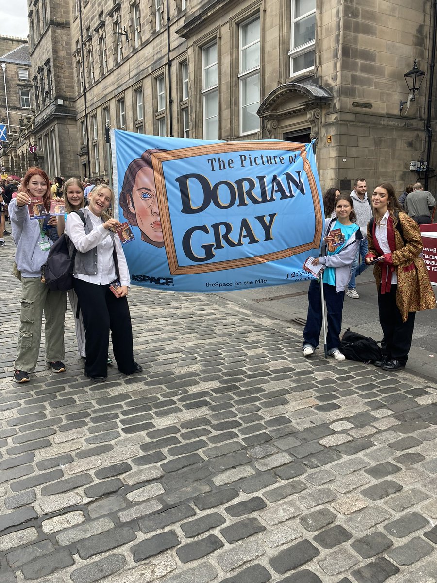 Emanuel Theatre Company tweet media