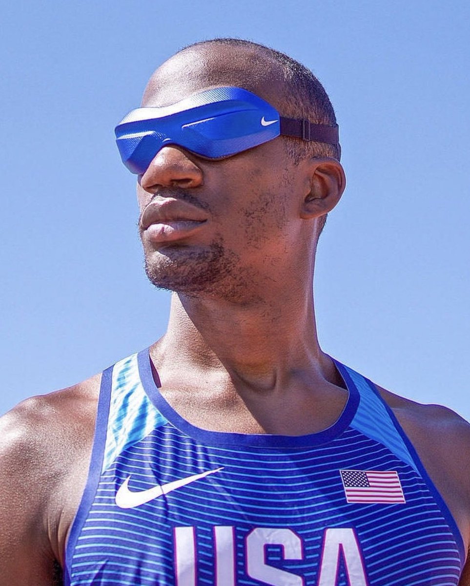 StreetFashion01's tweet photo. Blind Paralympic Athlete Lex Gillette’s custom Nike Goggles that read “No Need for Sight When you have Vision” in Braille🖤 https://t.co/cZ096OEX58