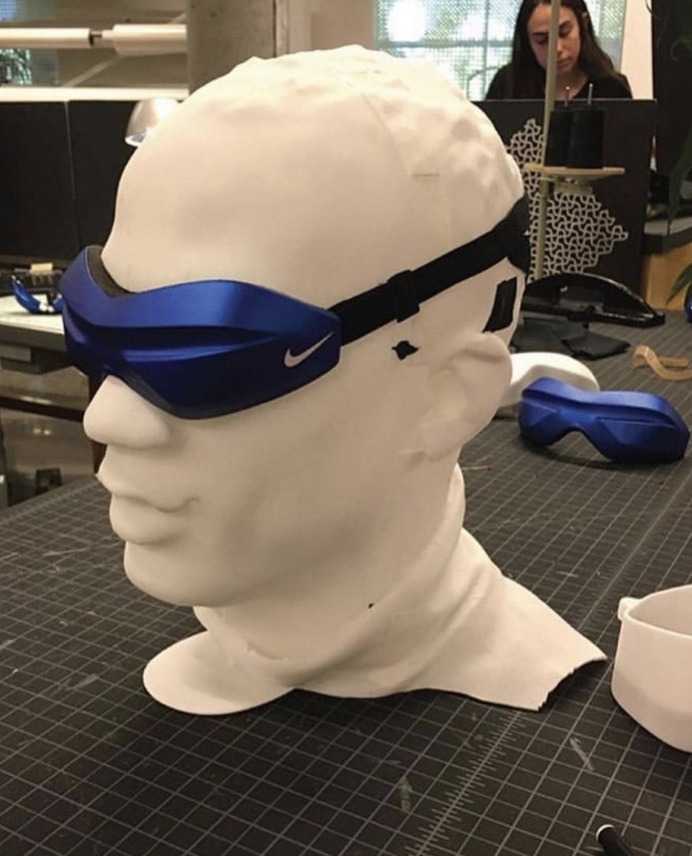 StreetFashion01's tweet photo. Blind Paralympic Athlete Lex Gillette’s custom Nike Goggles that read “No Need for Sight When you have Vision” in Braille🖤 https://t.co/cZ096OEX58