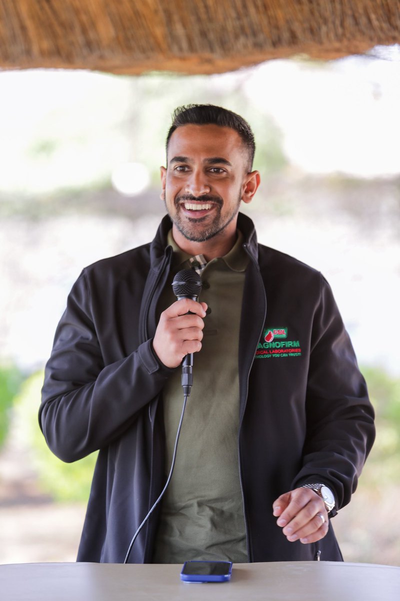 IHA_BW's tweet photo. DIAGNOFIRM MEDICAL LABORATORIES DONATES TO YOUNG MOTHERS!

Yesterday DML generously donated blankets and offered free medical check ups to support young mothers in our community. Thanks @AlankarMalviya of @BotswanaUnaids for opening address &amp; @TebelopeleVCTC 

#YoungMothersMatter https://t.co/HEQOY7RaTh