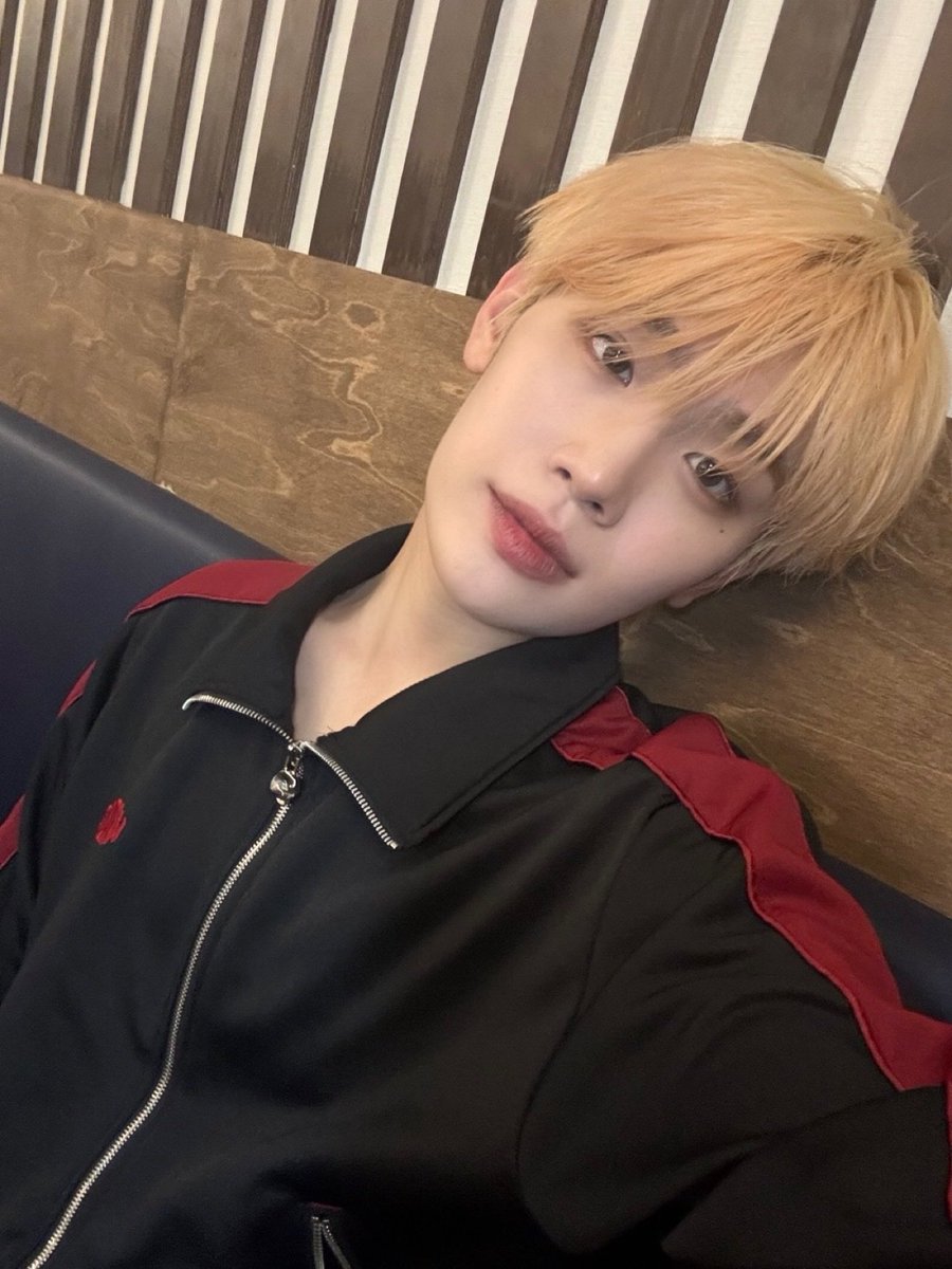 duckpuppytext's tweet photo. 240804 🐥📸 7:42PM KST https://t.co/sKGyjnbS3W