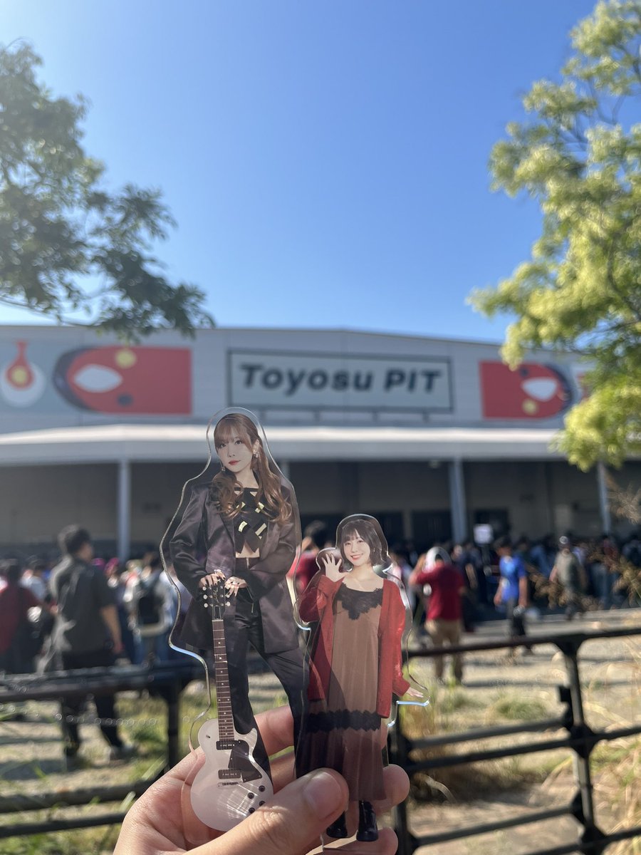 coco_darkchoco's tweet image. #愛美LIVE_IT_NOWツアー

2回目の参戦
愛世界とWillは何回聴いてもエモすぎて最高だった！！！！