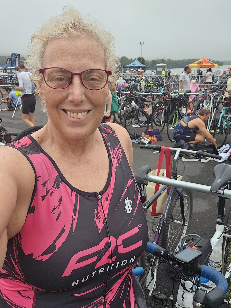lawyrchiky's tweet photo. Pre-race selfie! Let's do this! #f2cnutrition #whatfuelsyou #athletefocusedsciencedriven #undertrained https://t.co/ITztbsr6fz