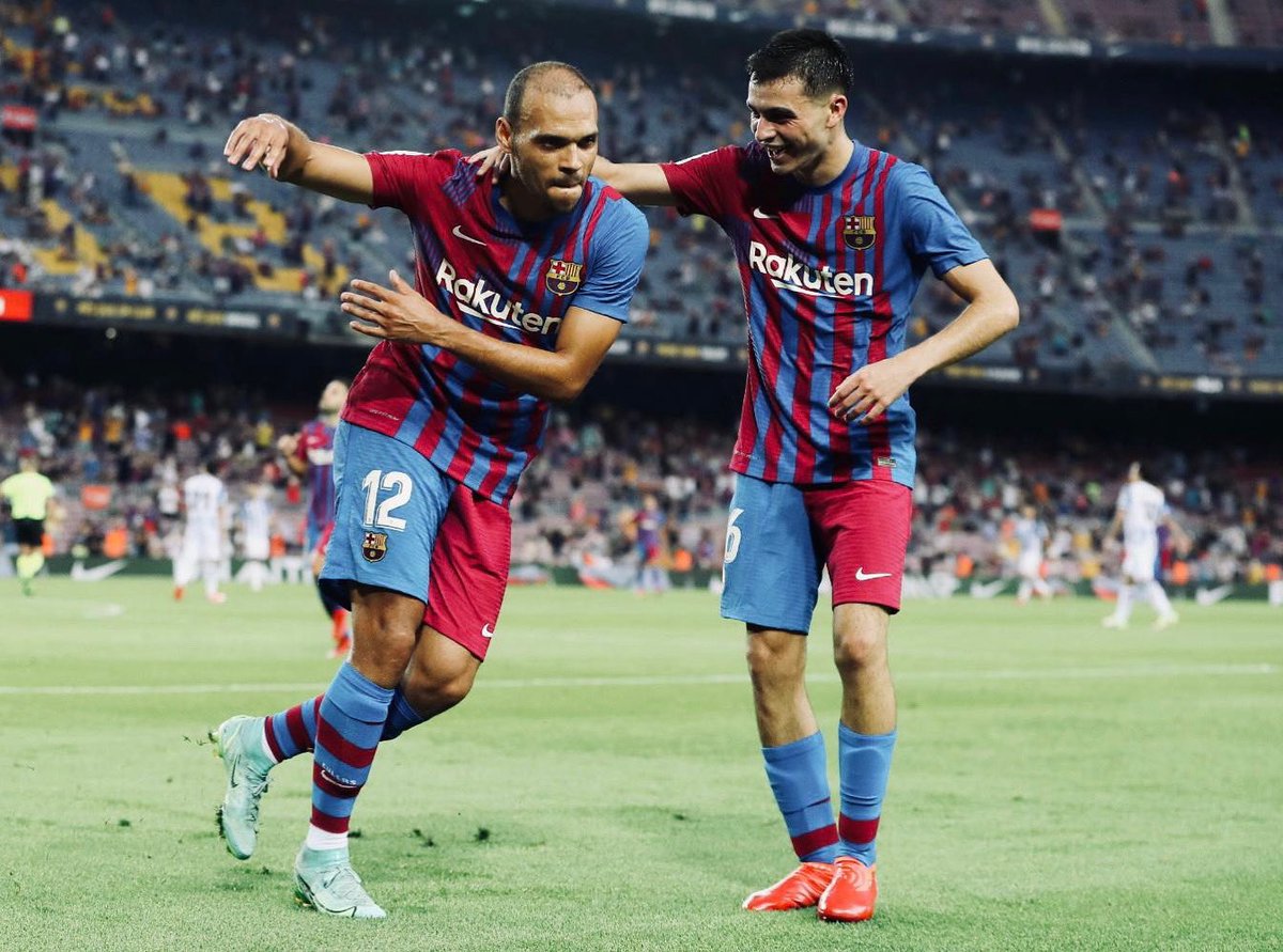 idextratime's tweet photo. 🚨 BREAKING : Martin Braithwaite dilaporkan ingin membeli mantan klubnya, Espanyol.

Salah satu alasannya karena ia tidak senang dengan perlakuan manajemen Espanyol kepada dirinya. 

📝 @marca 

Braithwaite memang dikenal tajir berkat kesuksesan usahanya di properti, fashion dan restoran. 💰