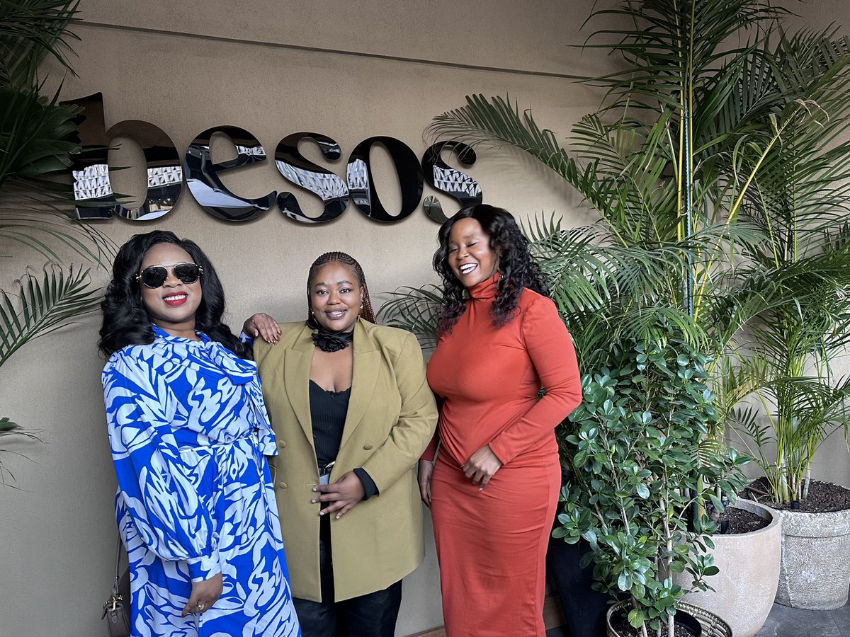 segosta93's tweet photo. Spent our Saturday evening at Rhema to listen to the word of God rendered by some amazing women. @SJakesRoberts is such a powerhouse. I honestly went with the best girls . #JesusThisJesusThat🤍🙏🏽. 

Rorisang said something to the effect of “Morena o tlao lwanna” 🥺😭🙏🏽 https://t.co/1AMuUbbdzW