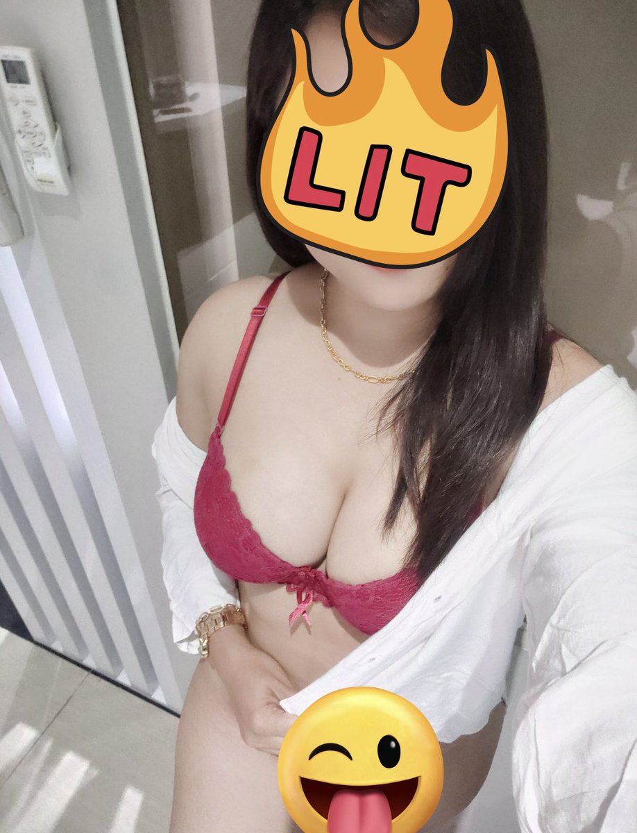 RoroashSara's tweet photo. Hai Blitar 😘
Aku udh ready ya yang mau langsung bisa atau panggilan dan bisa mandi bareng 🥰
#boblitar #availblitar #openboblitar 
   WA 082218166354 https://t.co/vbb9bAd3OQ