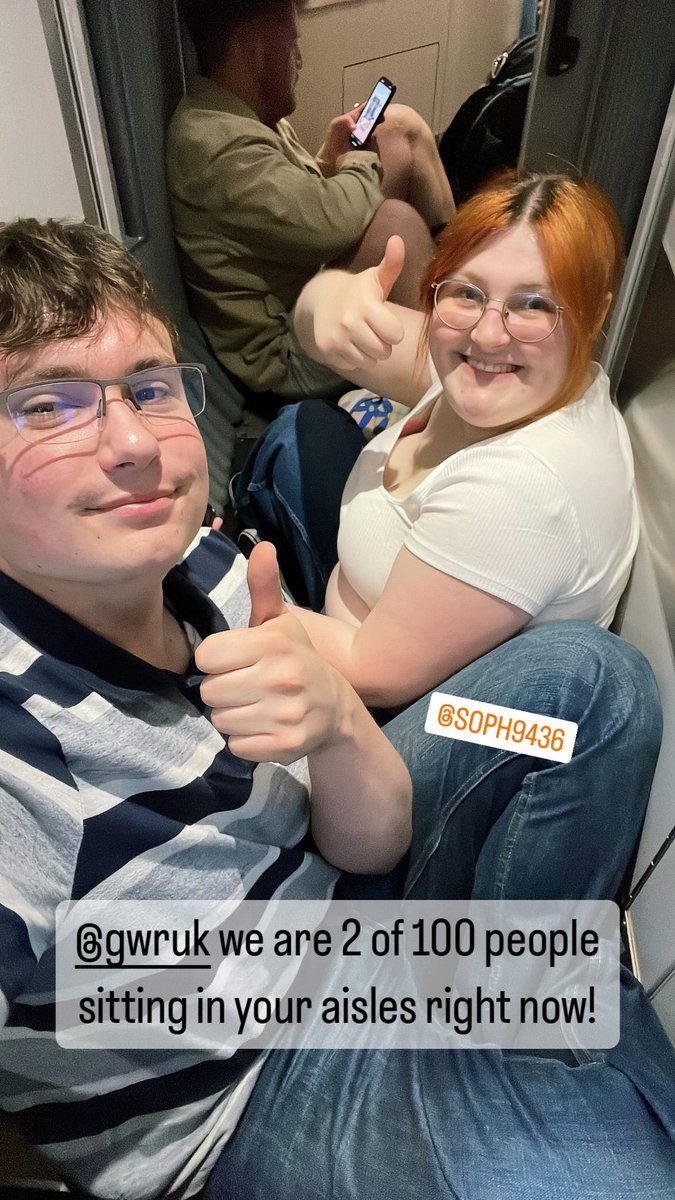 ThomConroy1's tweet photo. @GWRHelp hello!

-the 100 people on your aisle floors https://t.co/IwC6Hjc2WL