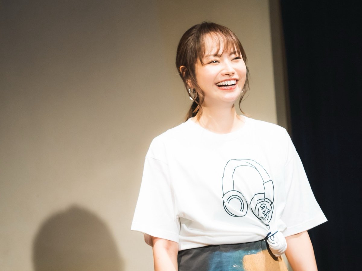 shuubishuubi's tweet image. お待たせしました！
本日20時よりグッズの通販がスタートします！ご希望の方はこちらのURLからお願いいたします💁‍♀️↓↓↓
shuubi.booth.pm

#SHUUBI #25周年
#thebestofshuubi
#ふたりぼっち
#オリジナル25周年Tシャツ
#アクリルスタンドキーホルダー