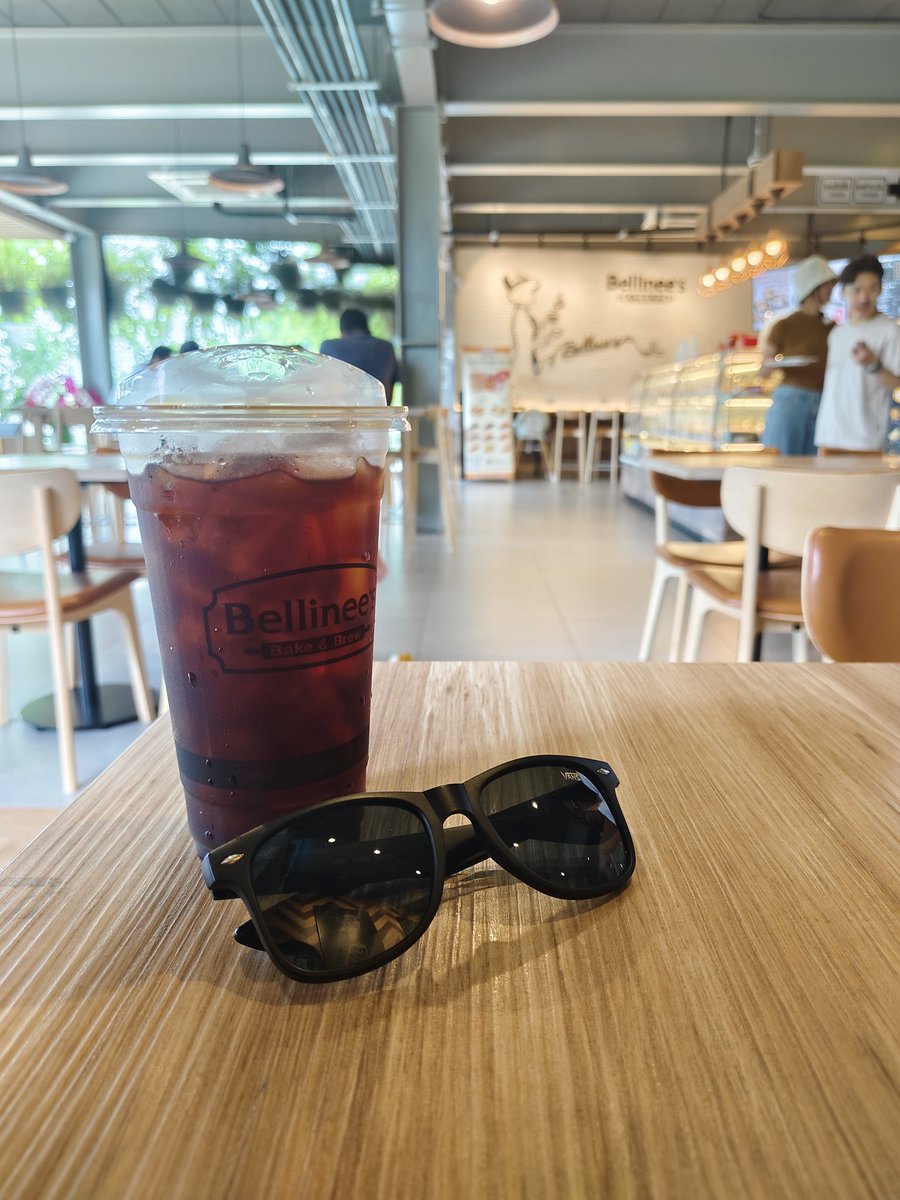 หยุดพักผ่อนบ้าง เดี๋ยวข้างบ้านสงสัย 😅 
#คาเฟ่ #Coffee #ระยอง #FWB