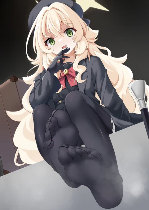 ゴミを見るような表情がすごく好き #ニヤニヤ教授 #ブルアカ