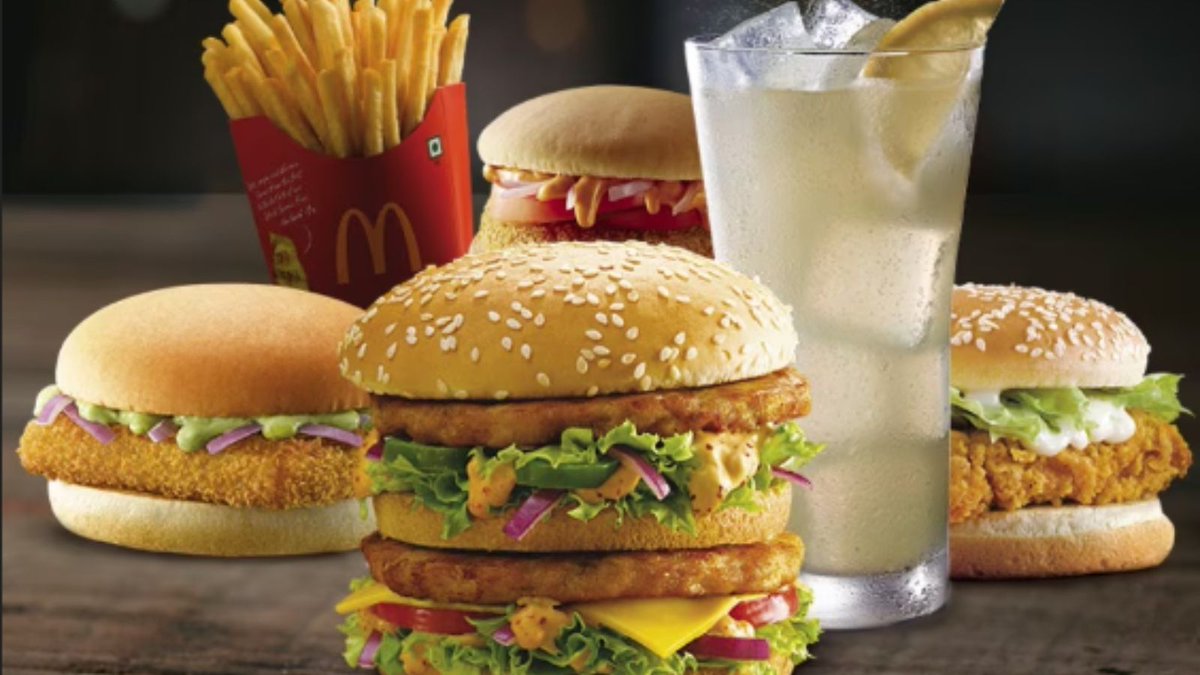DWarner13851's tweet photo. Mcdonald's Lunch Start

Lunch is served at McDonald’s starting at 10:30 AM Swing by to enjoy all your midday cravings with our classic favorites.

https://t.co/Xn2qKjL5Sk

#McDonaldsLunch #FastFoodFix #LunchHour #QuickBite #FavoriteFoods #McDonaldsMoments #feastandslumber https://t.co/vzn4x4gfNp