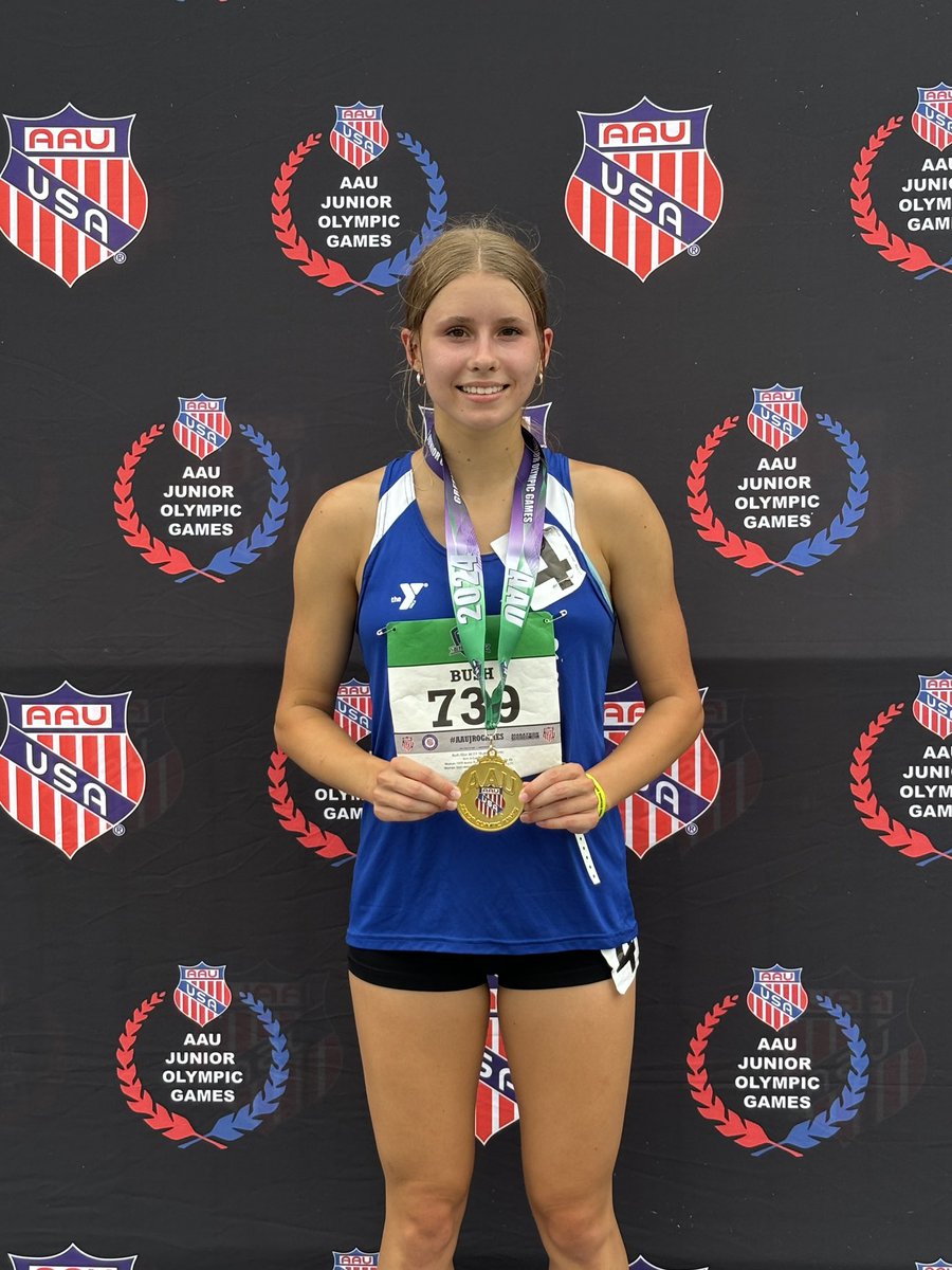 Aaron Bush tweet media