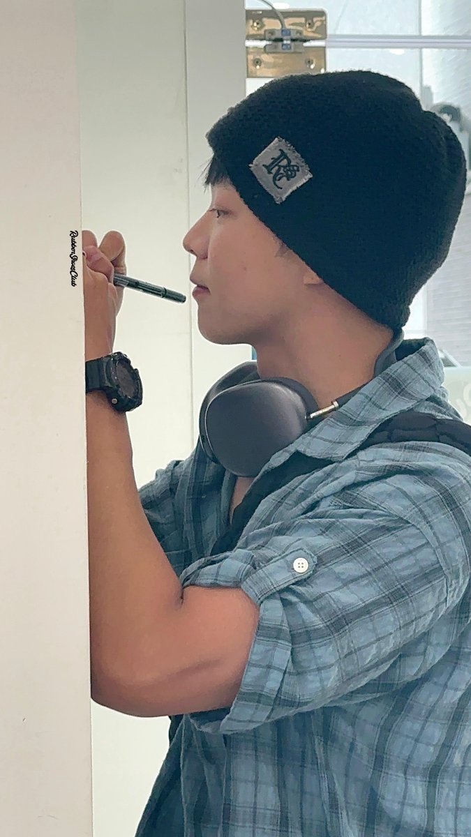 rushclub_dh's tweet photo. ︎ ▶︎ RubberShoesClub : CLOSE

︎• 이틀 동안 고무신 클럽에 가입해 주신 많은 베러분들께 감사드립니다🫡

• 해시 태그 이벤트는 8/6 화요일 23:59까지 받습니다.

#5YEARSOLD_SOLDIER
#허니를축하해

🌸🌼🌻꽃신 신는 그 날까지!🌻🌼🌸 https://t.co/y9s1WoTC2N