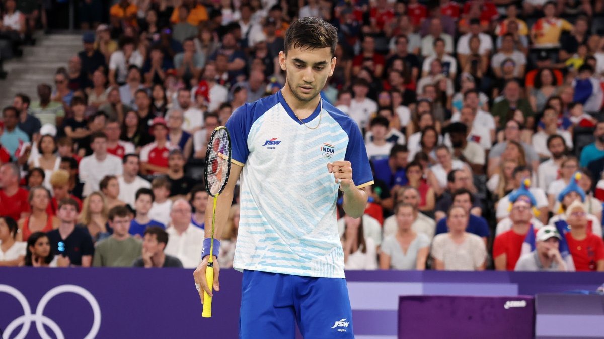 prasannak06's tweet photo. Lakshya Sen, you may have lost the match, but you've undoubtedly won our hearts in this Olympics. Your determination, skill, and sportsmanship are an inspiration to millions❤️🏸🇮🇳
#lakshyasen #OlympicGames #ParisOlympics #badminton
@lakshya_sen https://t.co/3fxzXtOpll