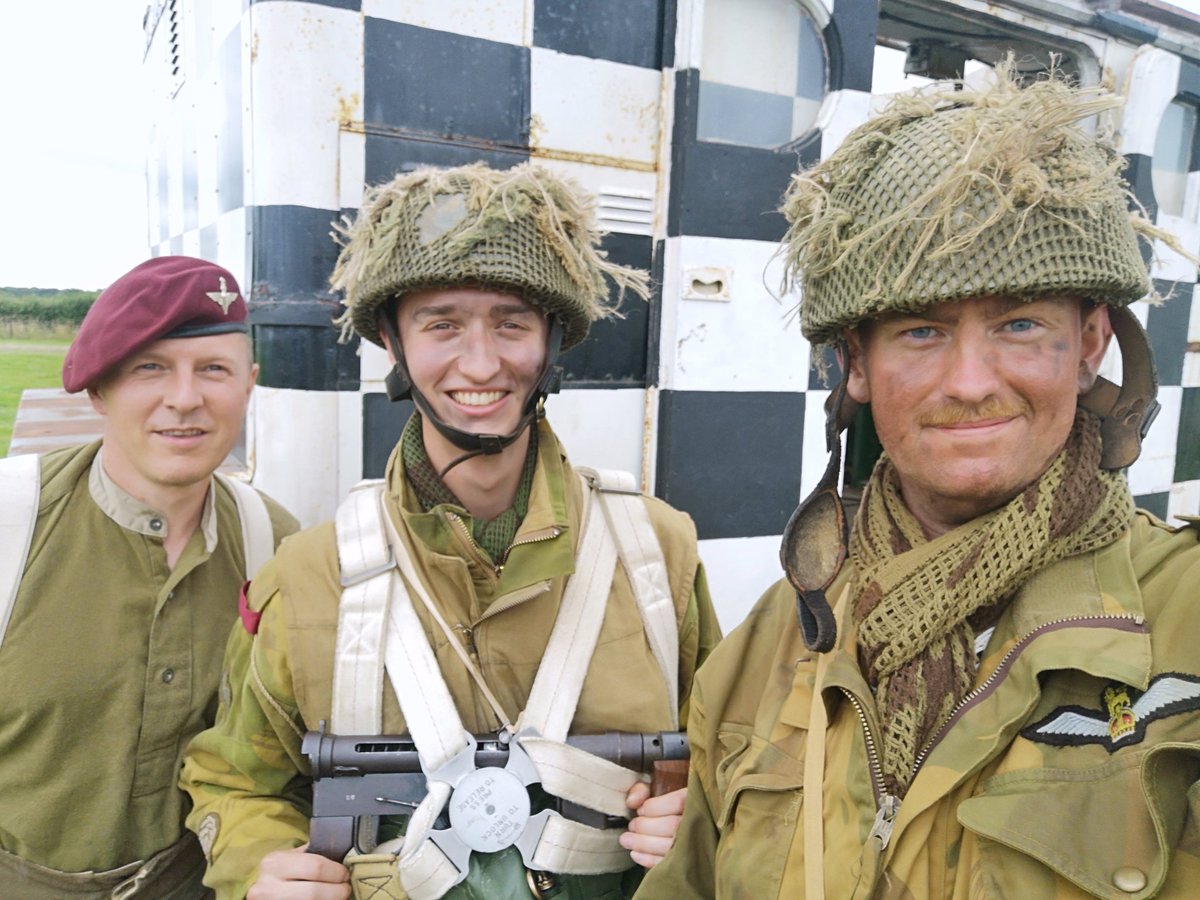 hamandjampod's tweet photo. Some more pictures from We Have ways Fest '24 - getting kitted up.....
@WeHaveWaysPod #wehavewaysfest #hamandjam #parachuteregiment #9para #britishairborne #mervillebattery #6airborne #hajpod https://t.co/6N79DCGnDS