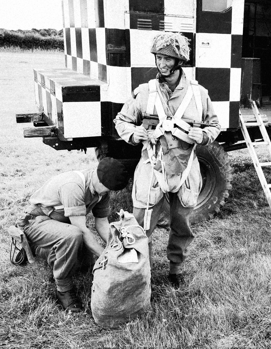 hamandjampod's tweet photo. Some more pictures from We Have ways Fest '24 - getting kitted up.....
@WeHaveWaysPod #wehavewaysfest #hamandjam #parachuteregiment #9para #britishairborne #mervillebattery #6airborne #hajpod https://t.co/6N79DCGnDS