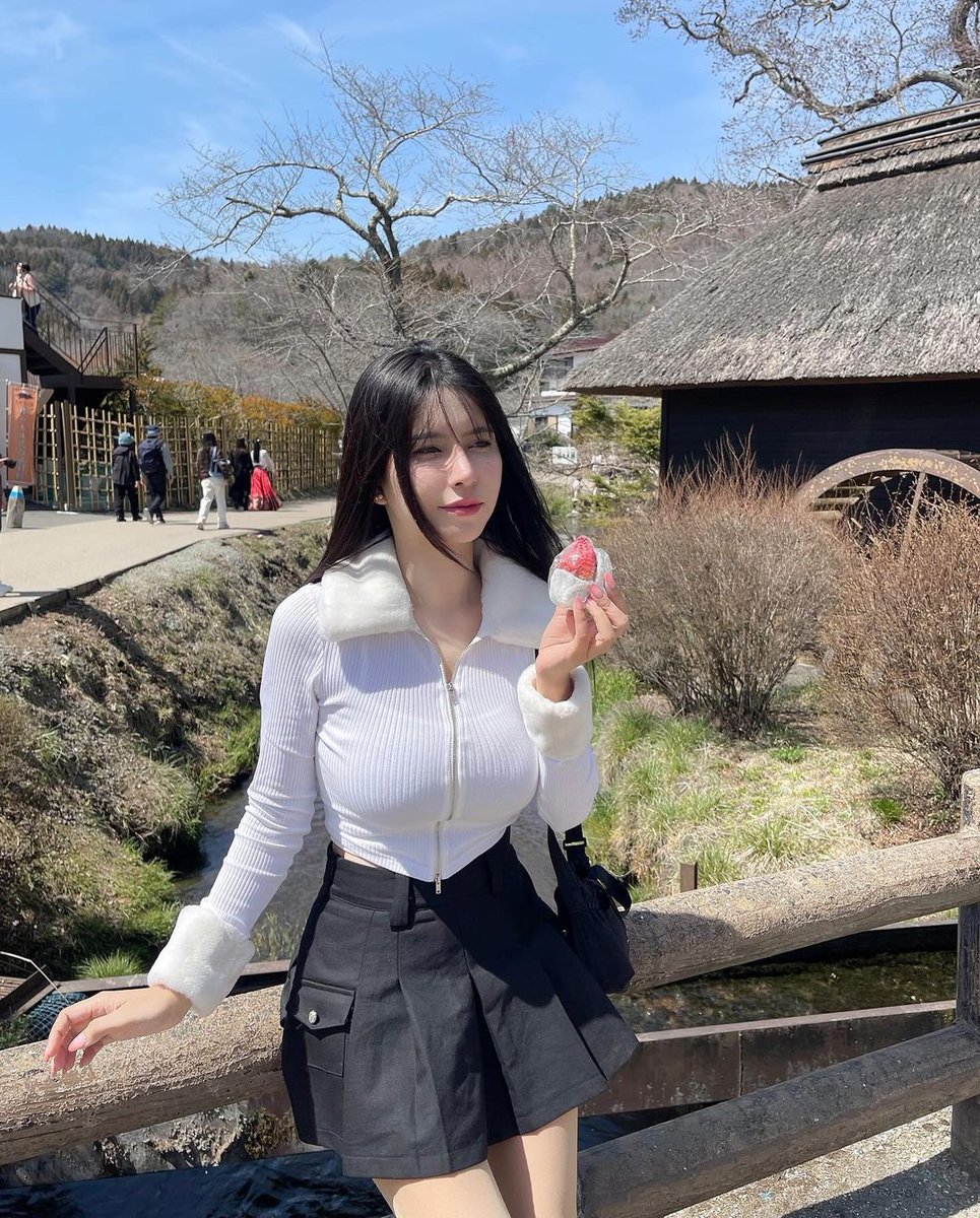 APaeut18's tweet photo. i miss this 🎌🍡 https://t.co/9sZmkyPMJT