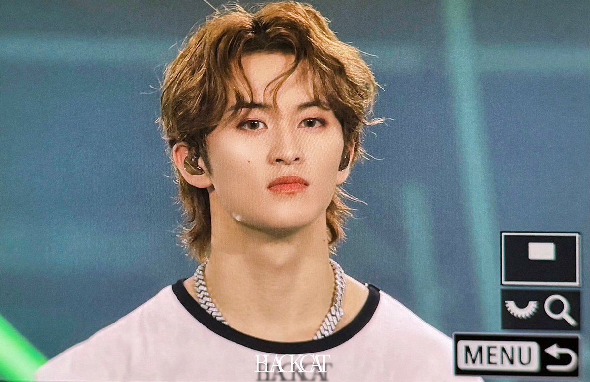 𝑩𝑳𝑨𝑪𝑲 𝑪𝑨𝑻 tweet media