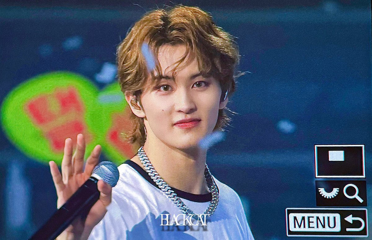 𝑩𝑳𝑨𝑪𝑲 𝑪𝑨𝑻 tweet media