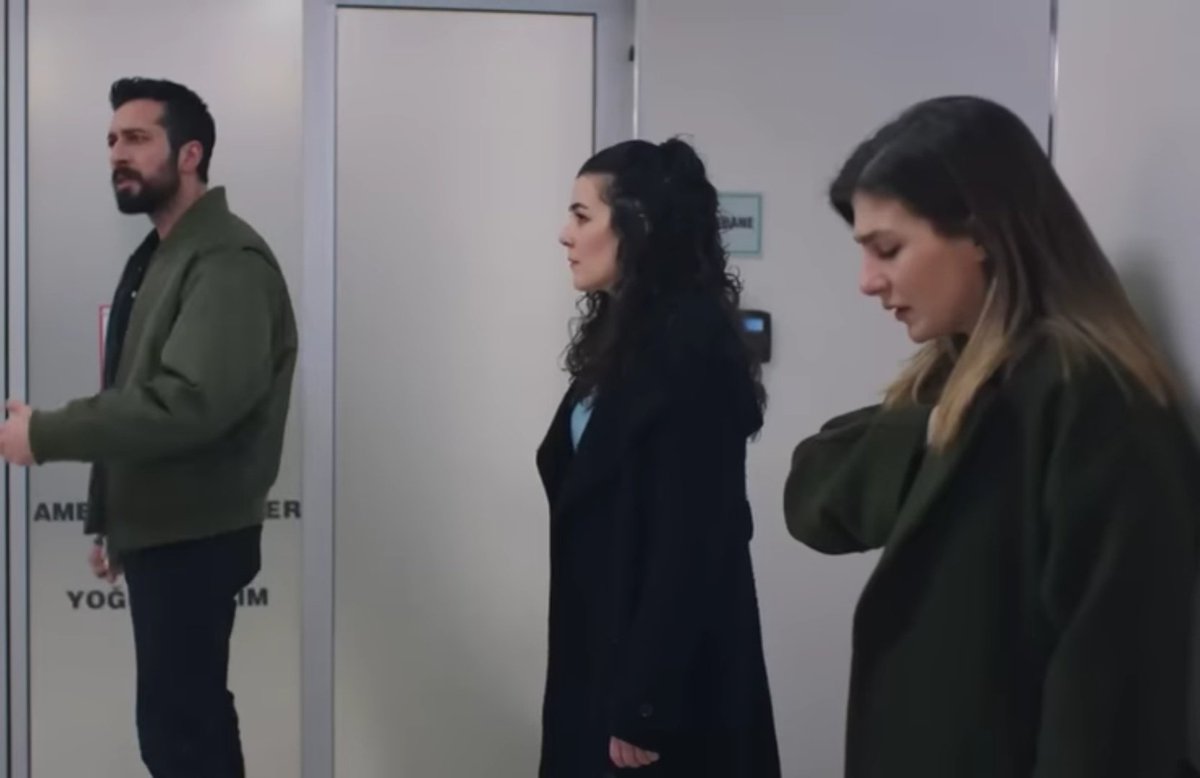 DDys_Fst's tweet photo. Unpopular opinion: Sema is really strong. I'm on EP 17 and she has to take care of Edanur and Turan after HI was 🔫. She doesn't have time to cry for his friend cause everyone is falling down. You're fu***ng strong girl 💪 #HudutsuzSevda https://t.co/q56TTysbh9
