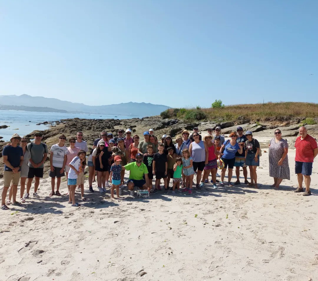 ailladosratos's tweet photo. 🌞 Ruta 726 "Intermareal de Areamilla" 🐟
🐭 Ruta familiar para descubrir a fauna e a flora das pozas e analizar as diferencias entre as areas das praias do Morrazo.
#ailladosratos #intermareal #areamilla #coñecendocangas #historiasdomorrazo https://t.co/9ef2GvpMvK