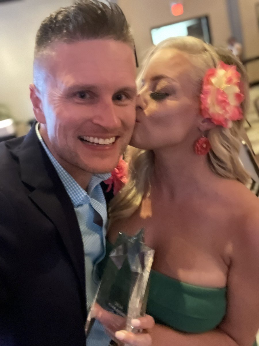 ChrisWRHI's tweet image. Extremely honored to be named SC Statewide Sportscaster of the Year! Thank you to everyone who listens to our broadcasts on @WRHI ! A special congrats to my friend @TheRobBrownShow on winning sports show of the year again (3 peat) its always an honor to compete with him!