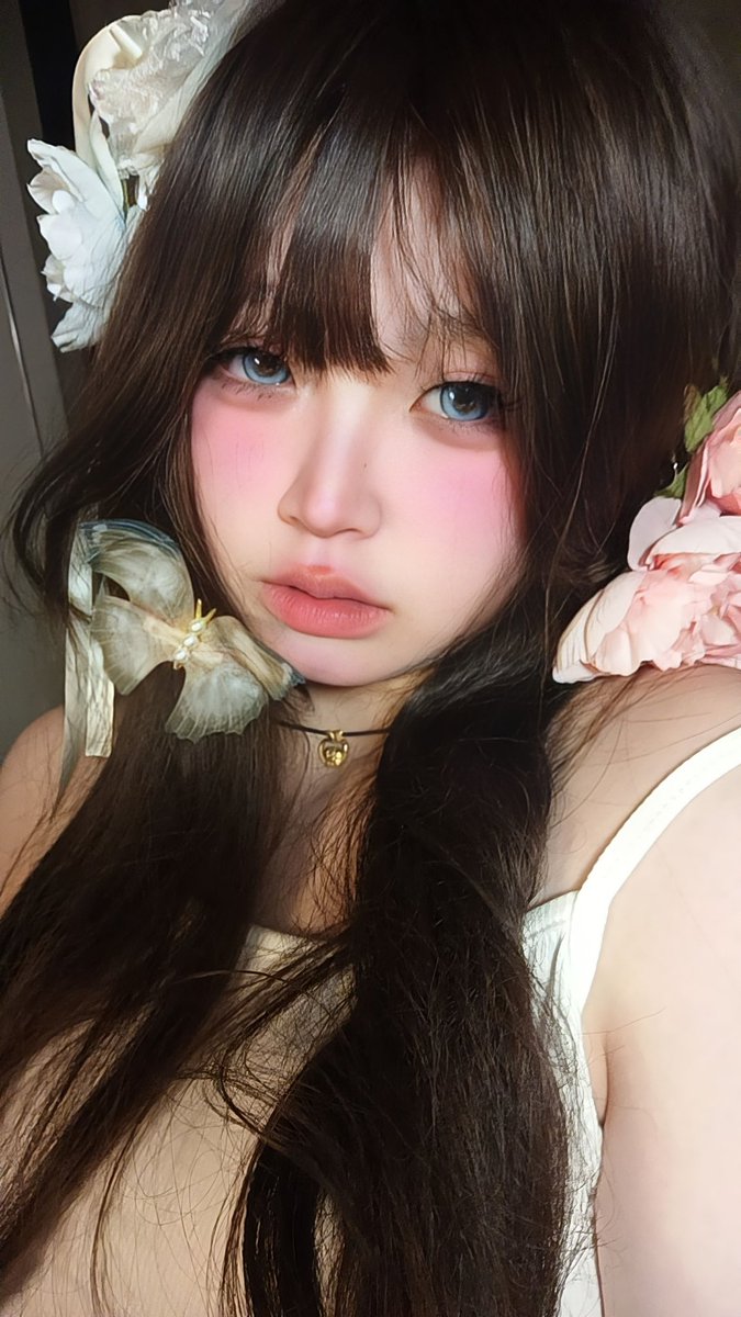 Fish18_'s tweet photo. 世中逢尔 雨中逢花 https://t.co/pjUKhh1K9Q