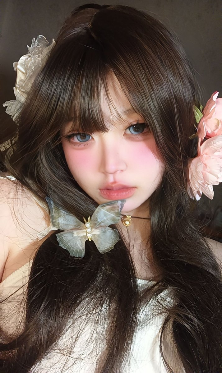 Fish18_'s tweet photo. 世中逢尔 雨中逢花 https://t.co/pjUKhh1K9Q