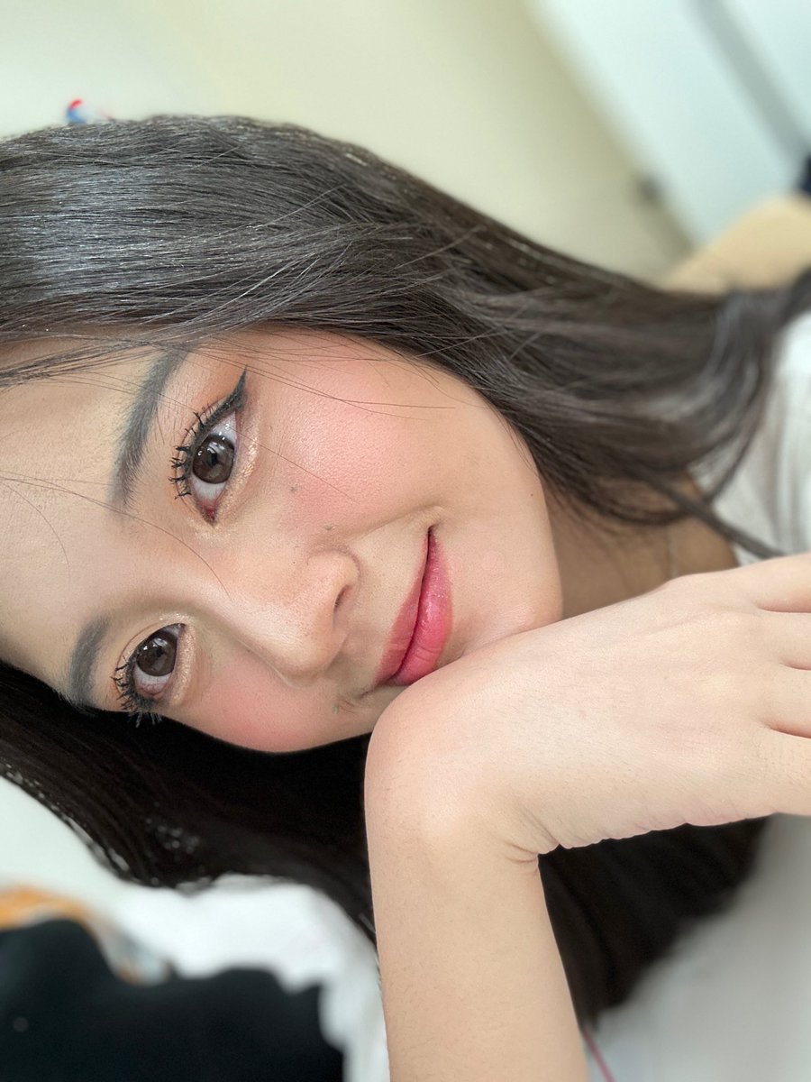 Angelina Christy tweet media