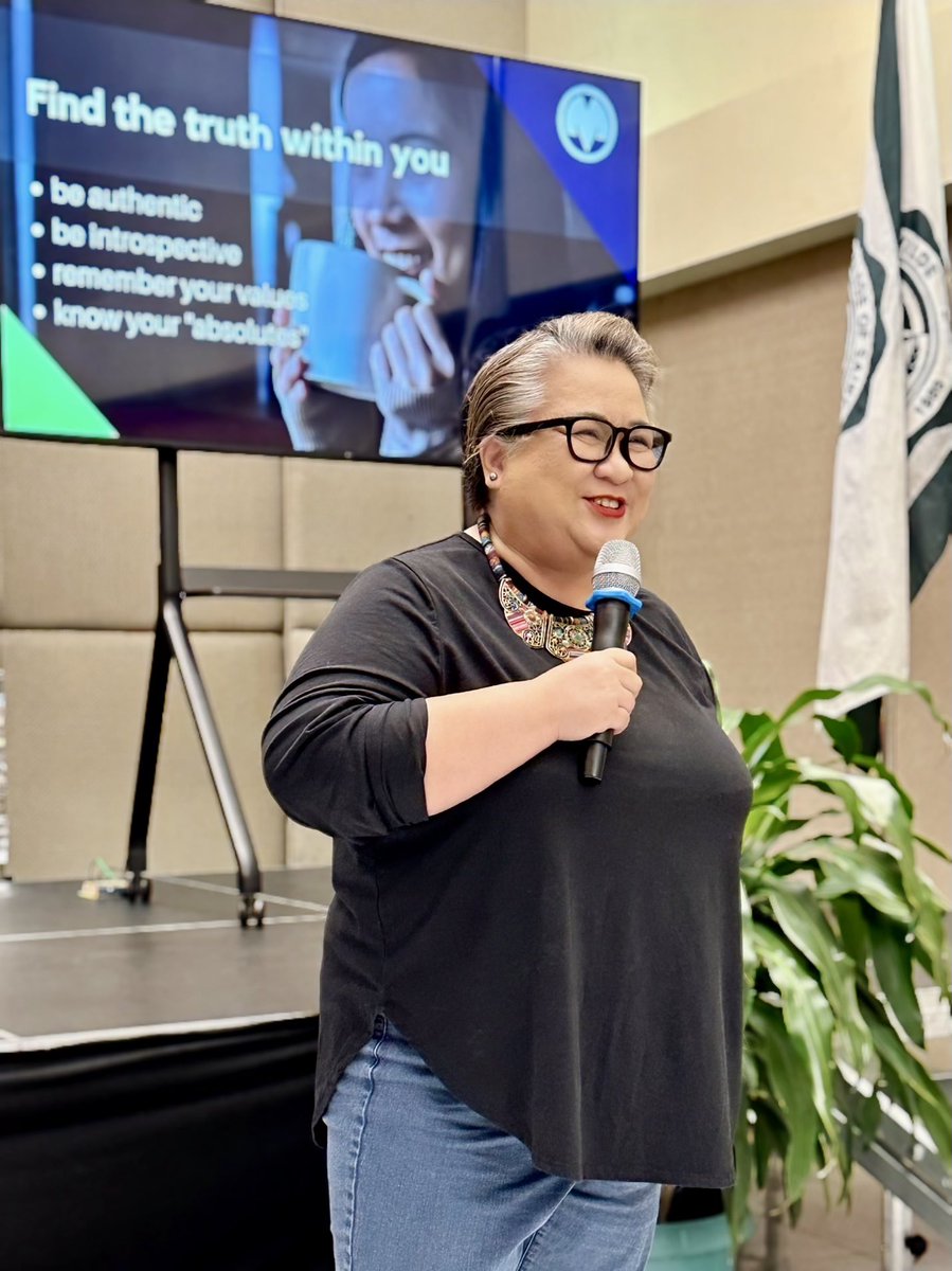 mightymagulang's tweet photo. Thank you ABS-CBN News Bayan Patrol and De La Salle-College of St. Benilde Antipolo for inviting me to talk briefly on my digital storytelling journey. Animo, Kapamilya! #kembot @ABSCBNNews @bayanmo https://t.co/cyut46BSoq