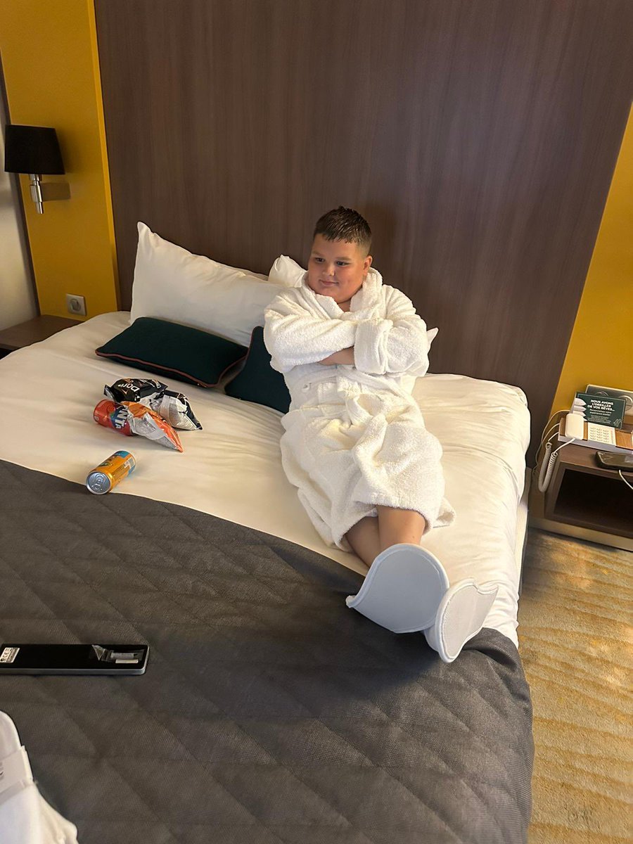 Layton Williams tweet media