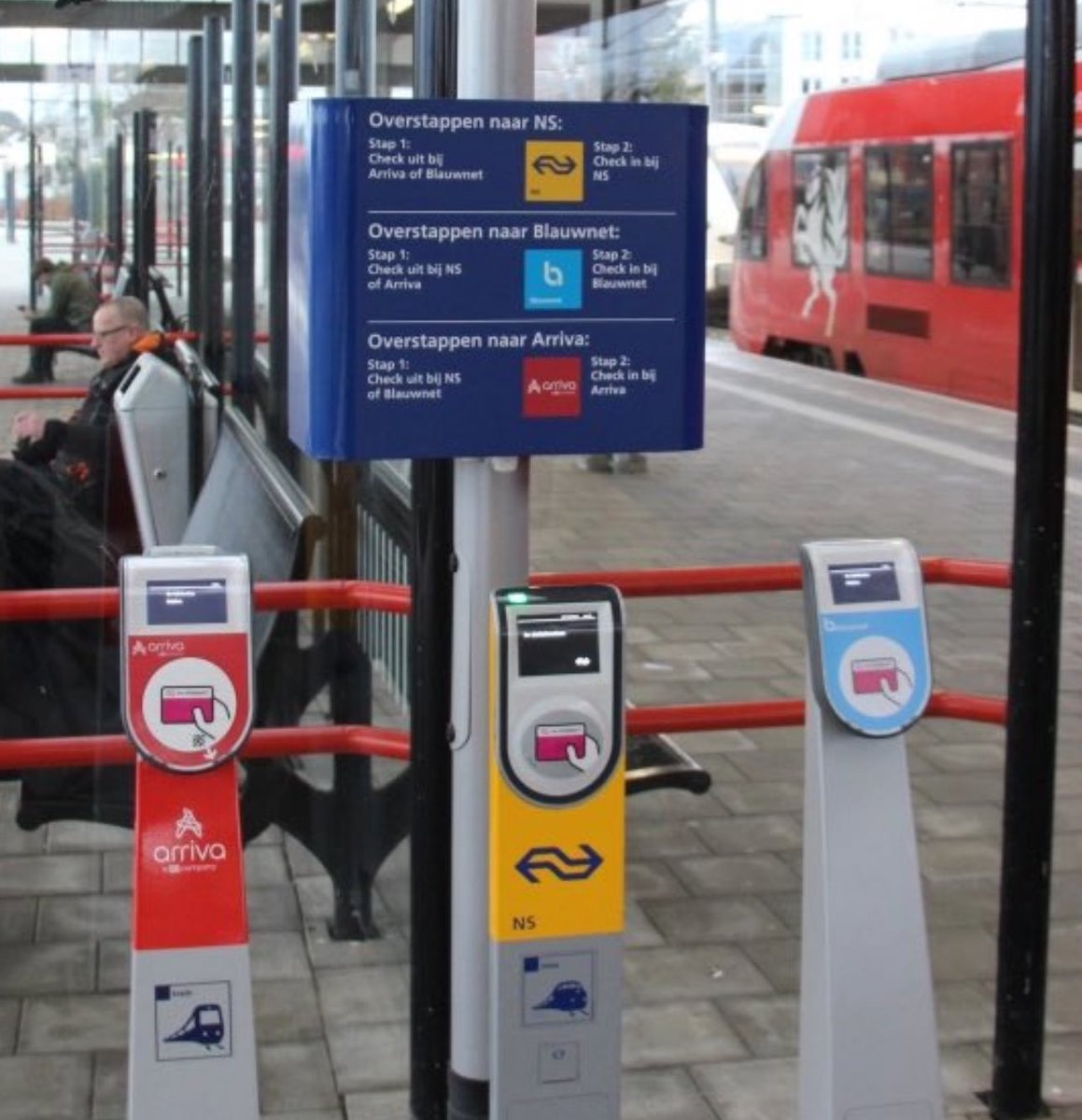 No Context Dutch 🇳🇱 tweet media