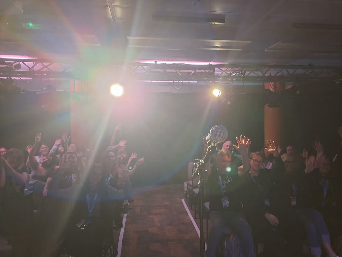 Chris Tavener tweet media