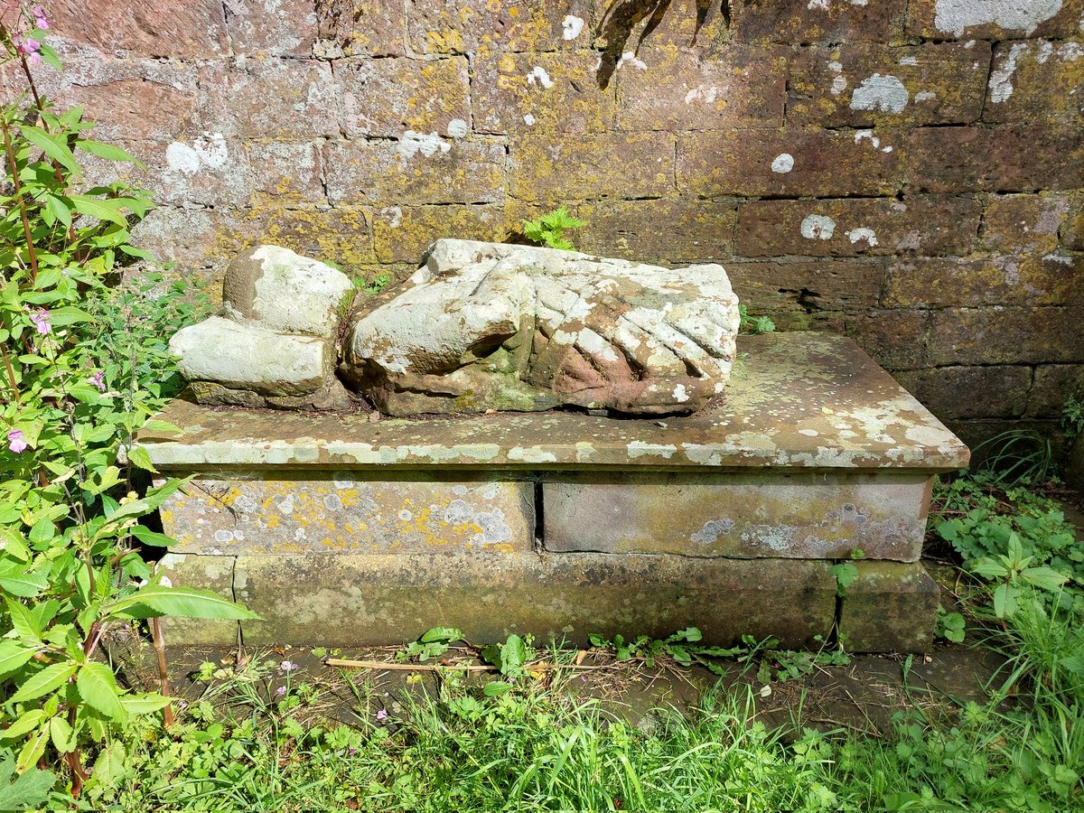 Ivana_Nika's tweet photo. Visited Calder abbey in Calder Bridge yesterday like #AnneLister did in 1824 ...
overgrown ruins with grass and shrubs attached to a derelict house, river Calder flowing nearby
#Calderabbey
#CalderBridge
#LakeDistrict https://t.co/pbEMezZAaY