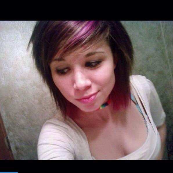3 pic. Fox before she was the Fox lol https://t.co/SiU91fTKwh