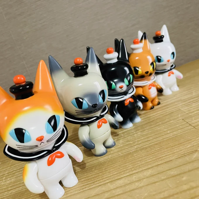 竹千代とマレの彩色サンプル来ました!イベント順に販売して行きます。その前にロンくんの通販しなくちゃ! 並べると可愛いと思う! #黒ねこ意匠 #mylittleTeo