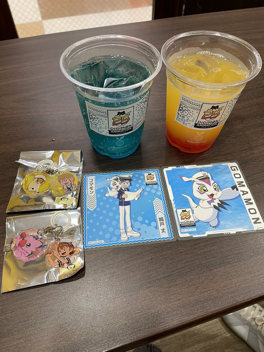midsummerkiss's tweet photo. デジモンxまねきねこのコラボに間に合いました！
ヤマトに当たらなかったです😭
最後にヤマトのスタンドを買っちゃいました😂💙

#デジモン https://t.co/1y0SHzEcsW