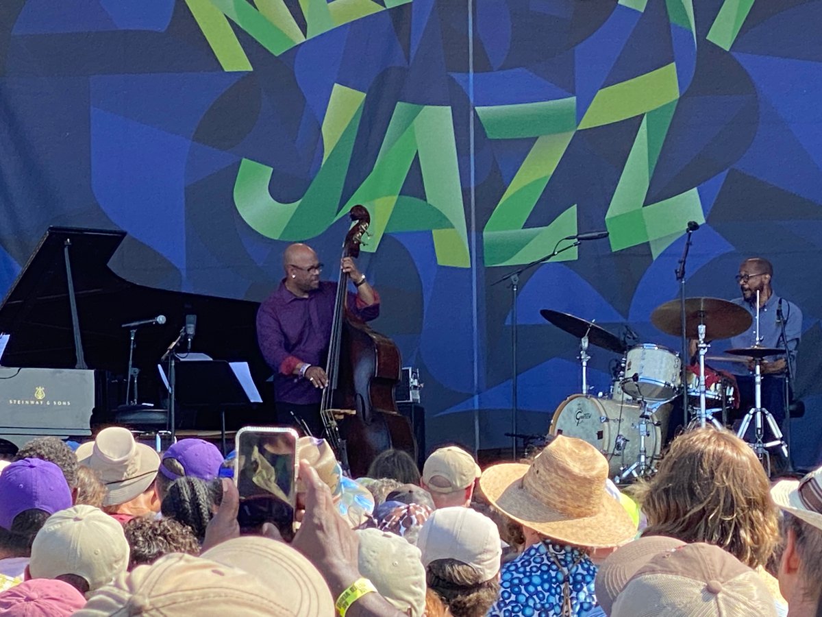backbeatrnb's tweet photo. @NewportJazzFest  Day 3 at Newport Jazz Fest is here!  Get ready for Niles Rodgers &amp; Chic, CimaFunk, Christian McBride’s Jam Jawn, Julius Rodriguez, Robert Glasper, and more! Celebrate 70 years of jazz brilliance with us today  #legendary #NewportJazzFest #Jawjammin #epic https://t.co/Q35howKHn8