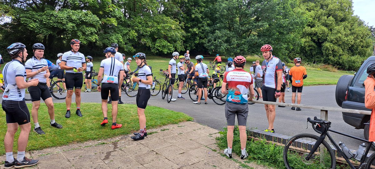 #TeamMyton 100k #cyclists refreshment stop
Good Luck to all taking part
<a href="/MytonHospices/">The Myton Hospices</a>