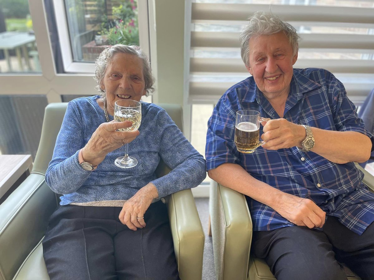 QuantumCareLtd's tweet photo. During the week, residents at Fosse House gathered together for a summer pub night with Pimms, Sangria and Bruschetta!

The evening was spent in the homes sun lounge with lots of laughter, tasty food and music. Residents and staff had a wonderful time 🌞💖

#QuantumCare #Carehome https://t.co/v7BkKsG2IR