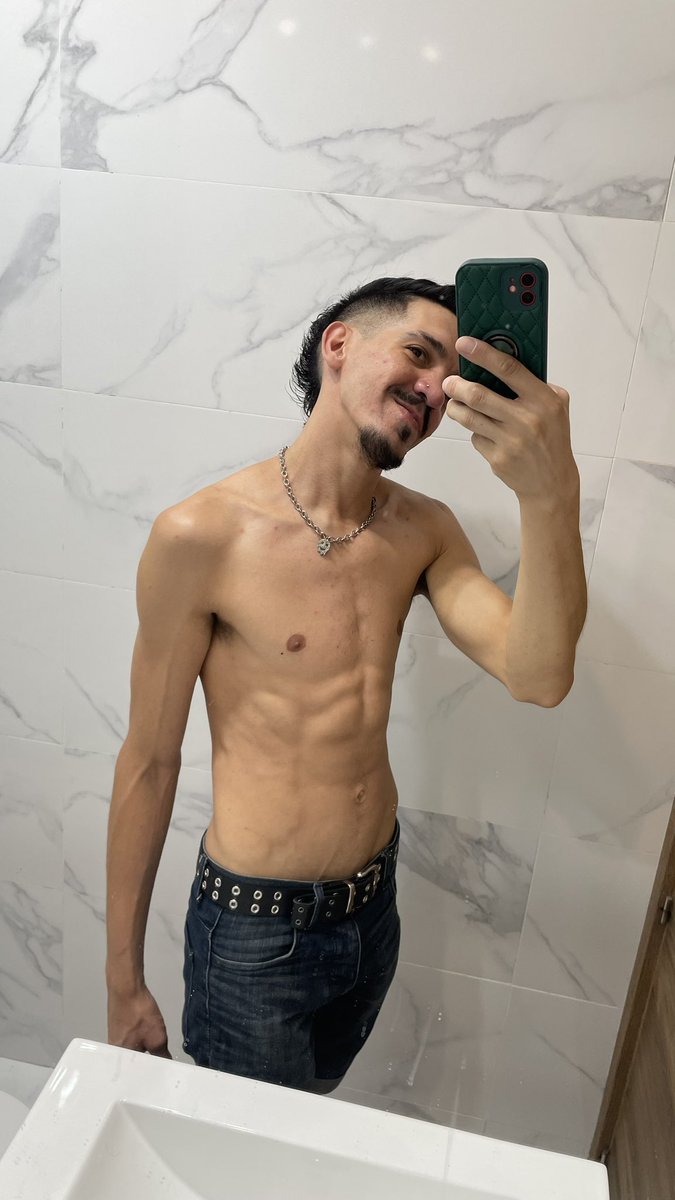 lu_nasty's tweet photo. 🤳🏻 https://t.co/FLqNFrx8X3