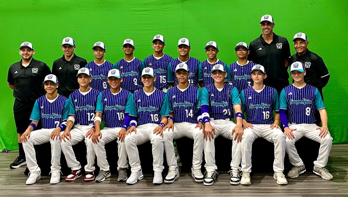 FCBeisbolSofbol's tweet photo. WORLD SERIES JUNIOR LEAGUE
🏆🇺🇸⚾️

Entrega de roba i ceremonia d’inauguració de les WS 2024!
🙌🏼🔝💥 https://t.co/79rer6YJ0E