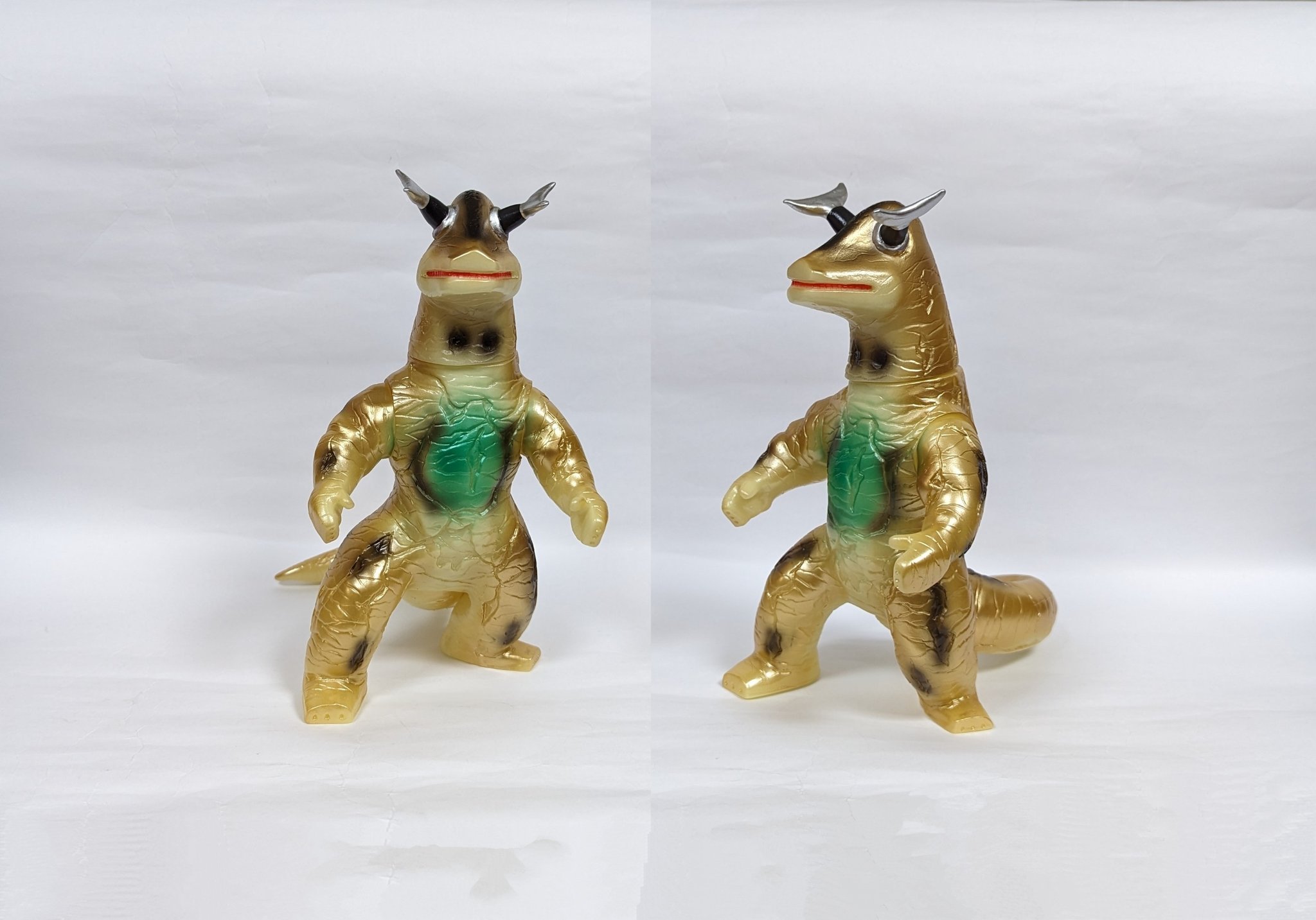 ブルマァク　復刻版　エレキング　ゴールド　蓄光　ブルマァクの怪獣シリーズ ブルマァク 復刻版 エレキング ゴールド 蓄光 ブルマァクの怪獣