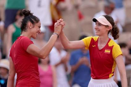 FMCWater's tweet photo. Muy grandes @sara_sorribes y #CristinaBucsa ganando el bronce en los #JuegosOlímpicos #Paris24. Enhorabuena!!! https://t.co/Z4jqv7QhPS